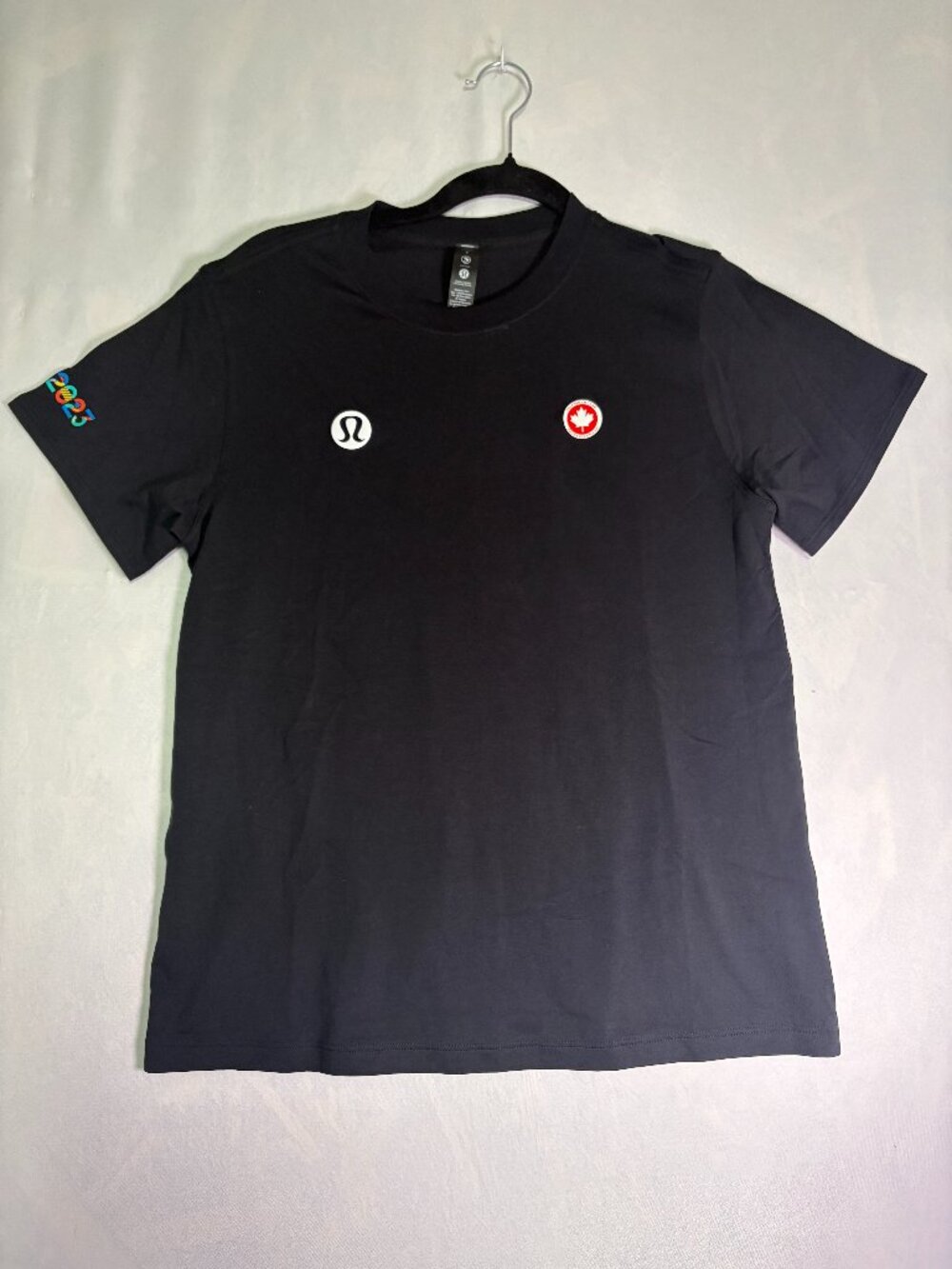 lululemon Team Canada Parapan Am 2023 Black T-Shirt Size 2